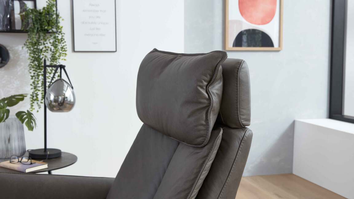 Interliving Sofa Serie 4542 - motorische Funktion F Interliving Sofa Serie 4542 - motorische Funktion F