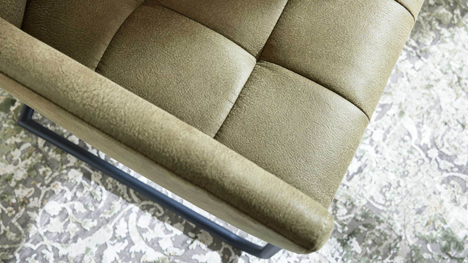 Interliving Esszimmer Serie 5104 – Armlehn-Schwingstuhl Interliving Esszimmer Serie 5104 – Armlehn-Schwingstuhl