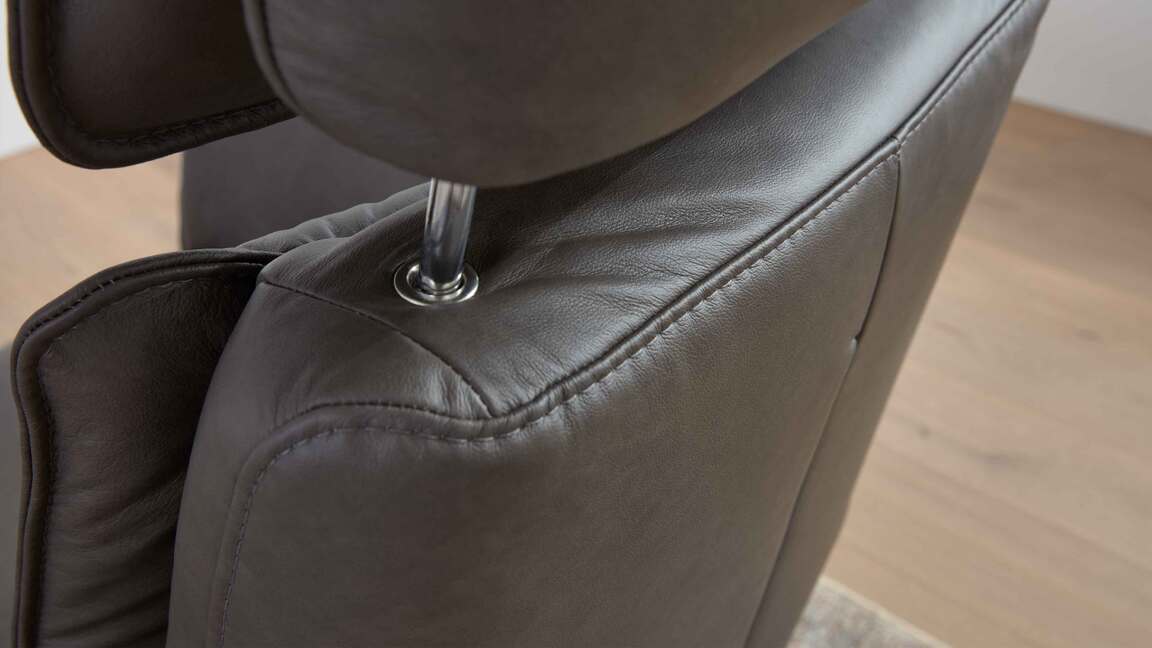 Interliving Sofa Serie 4542 - motorische Funktion F Interliving Sofa Serie 4542 - motorische Funktion F