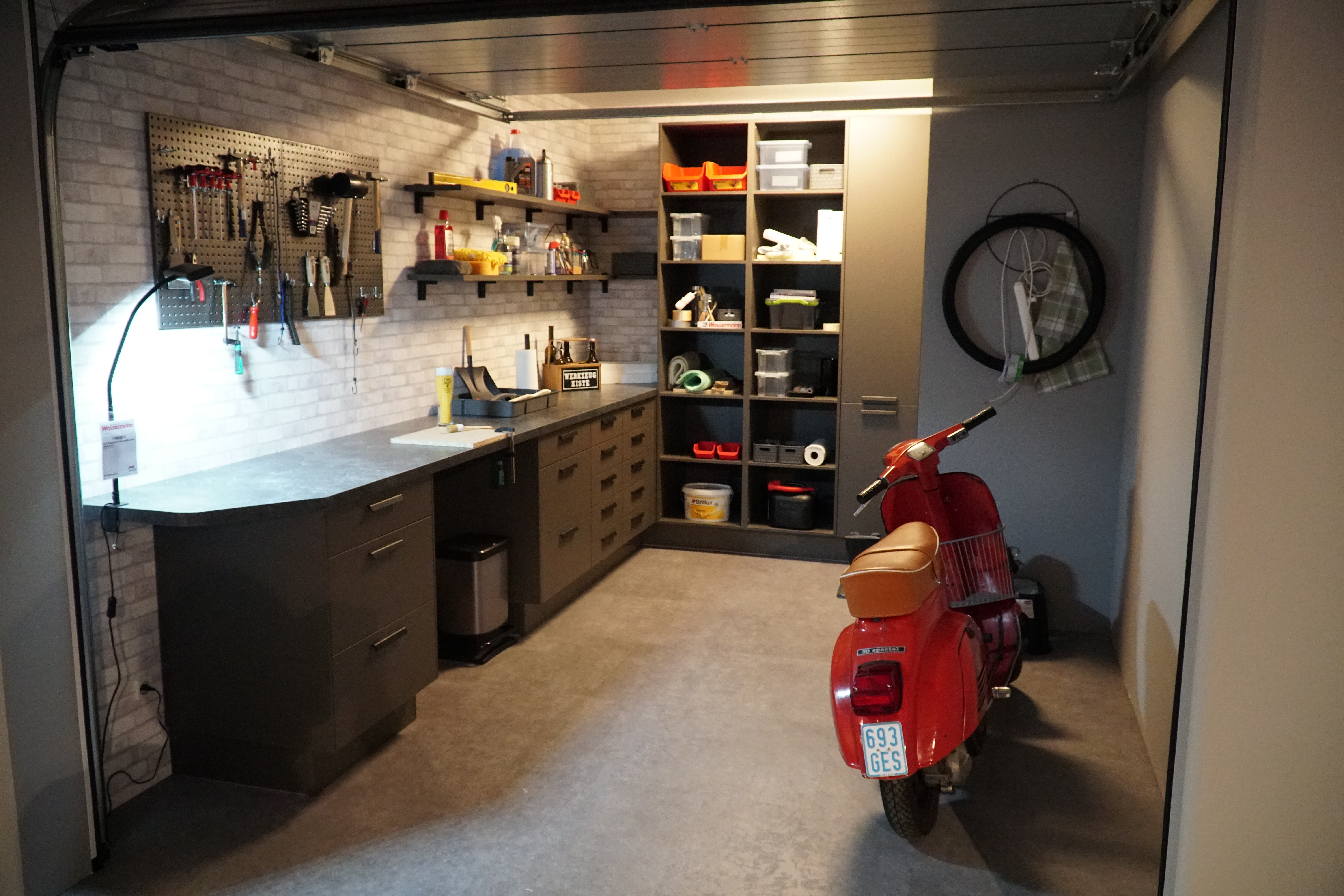 Garage 183887..