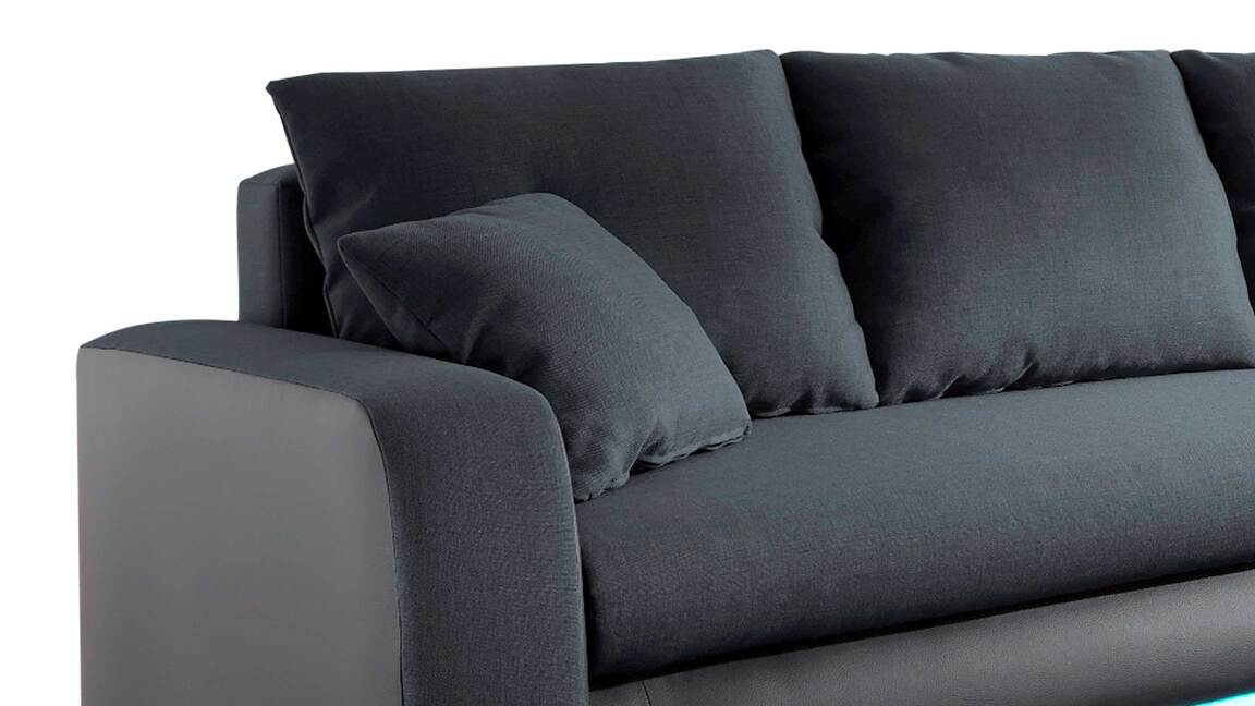 Ecksofa bzw. Eckcouch mit LED-Beleuchtung Ecksofa bzw. Eckcouch mit LED-Beleuchtung