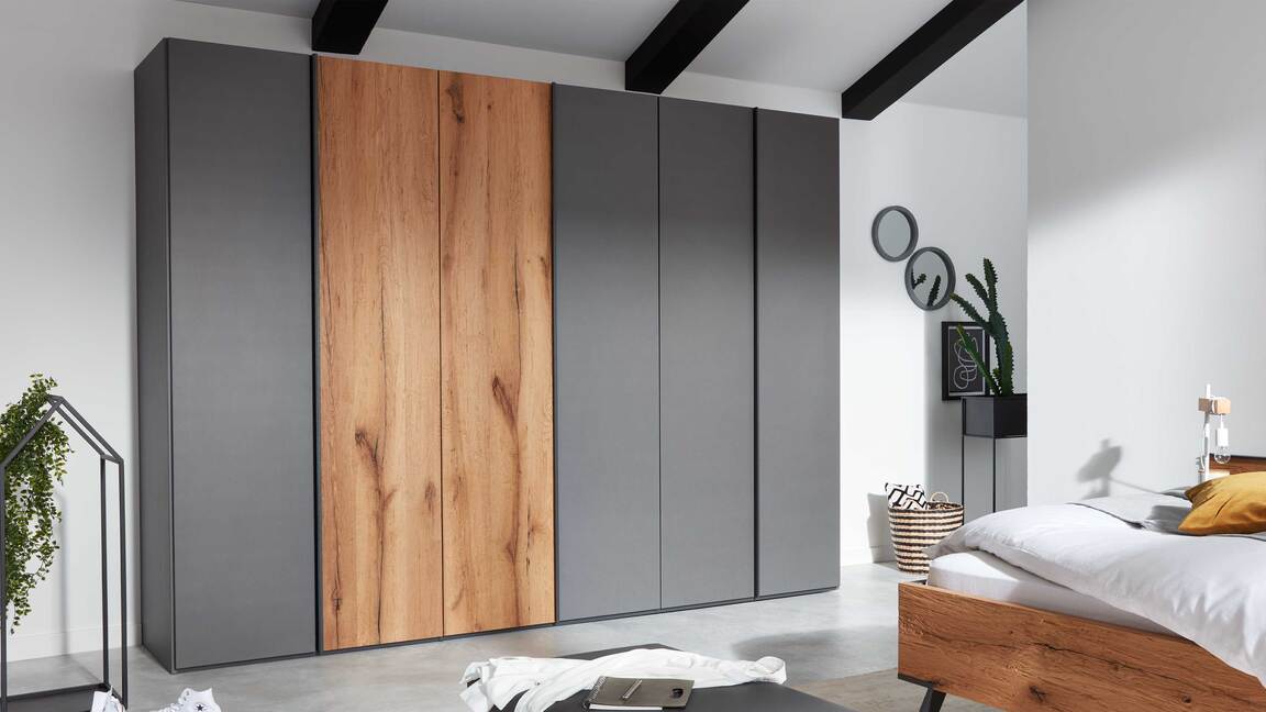 Interliving Schlafzimmer Serie 1025 – Kleiderschrank 530062 ✓ Bei Interliving Wassermann in Memmingen