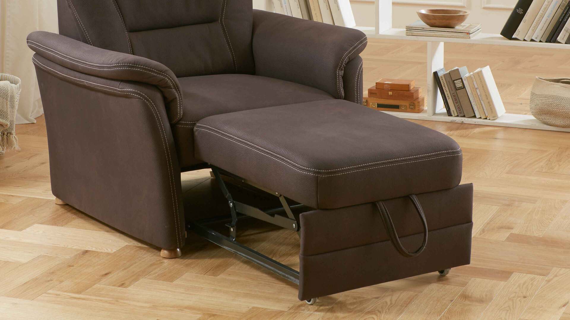 Modulmaster MM-PP1067 - ausziehbarer Hocker Modulmaster MM-PP1067 - ausziehbarer Hocker