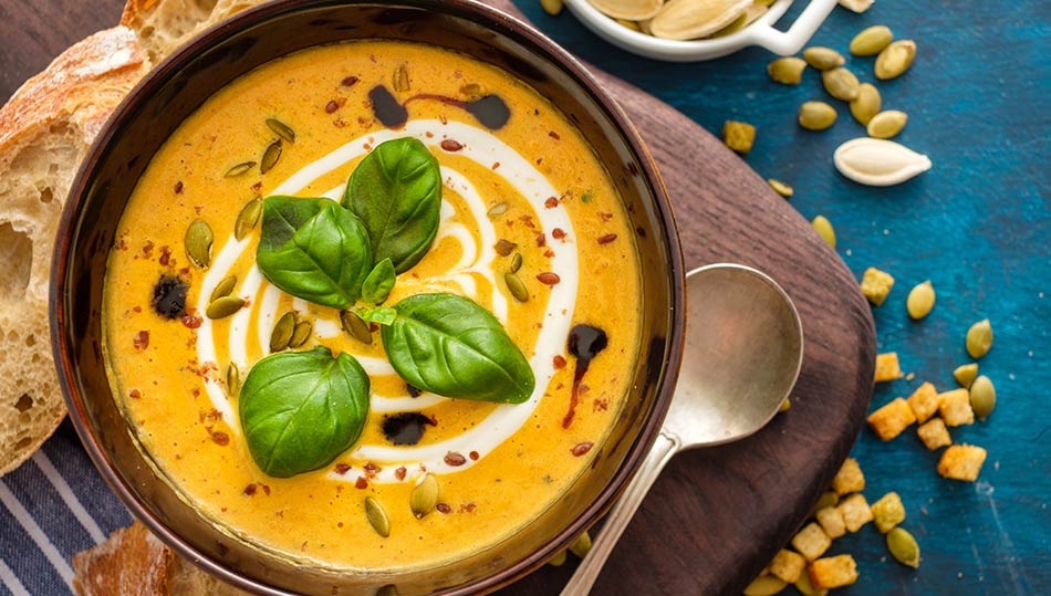 Die klassische Kürbiscremesuppe • Möbel Wassermann Die klassische Kürbiscremesuppe • Möbel Wassermann